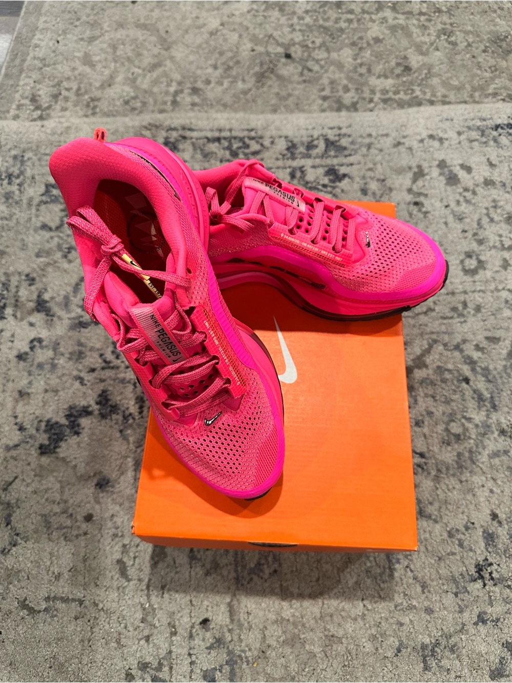 Nike Pegasus Premium-Hyper Pink/Sequoia